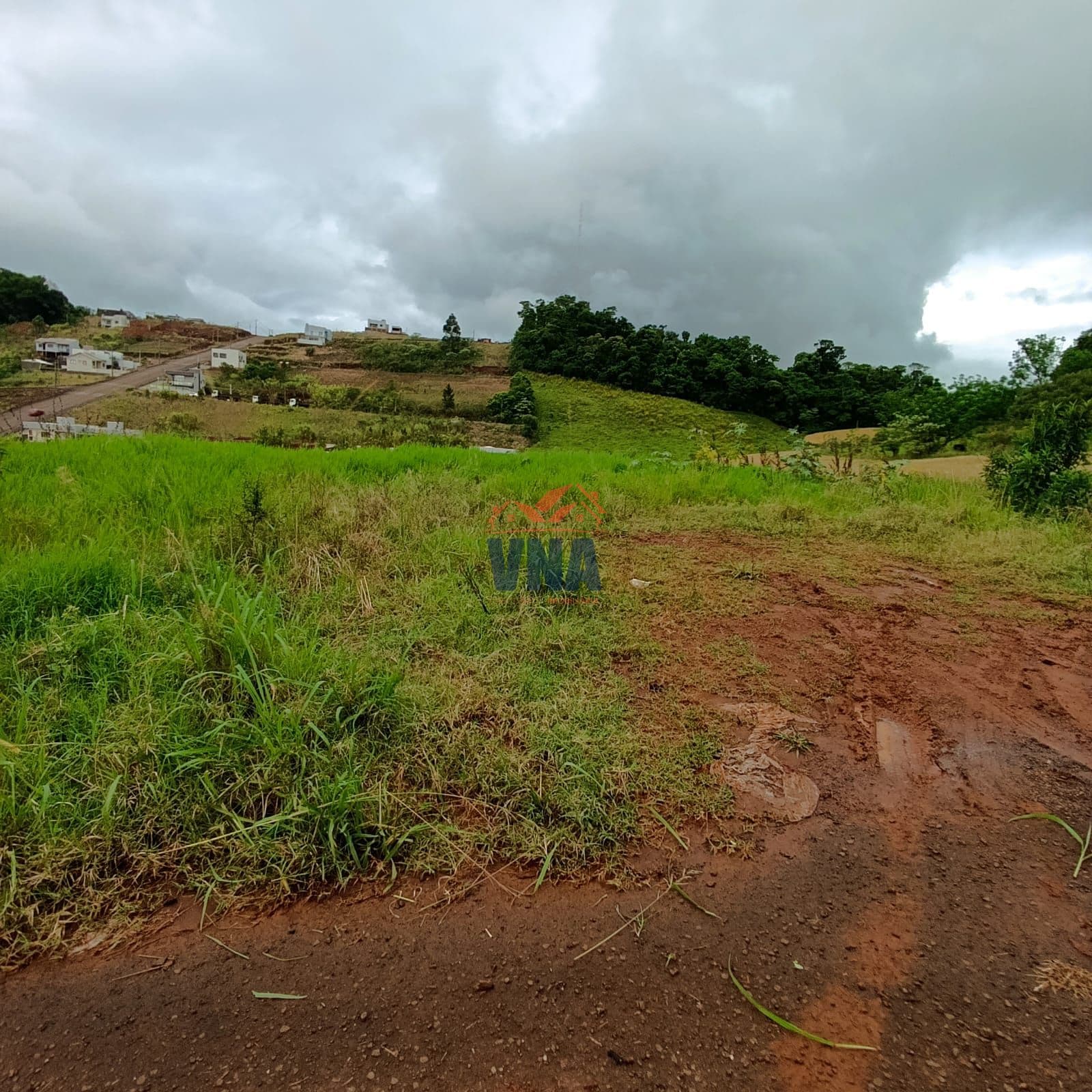 TERRENO A VENDA DE 610M² LOT. BELVEDERE