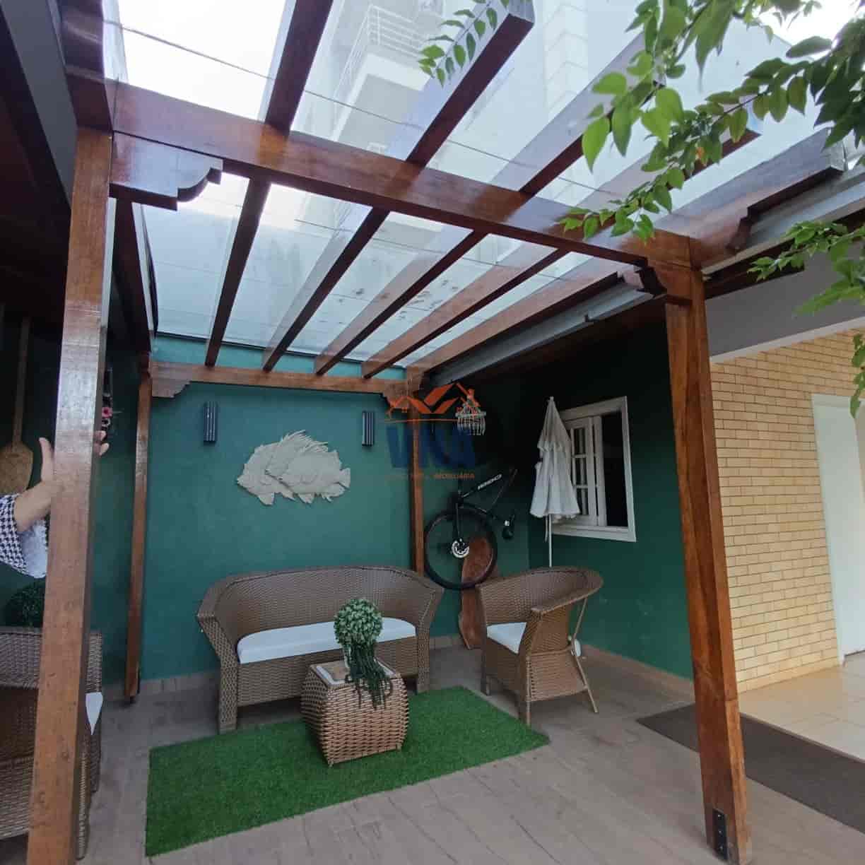 CASA ALTO PADRAO NO CENTRO DE PINHALZINHO SC