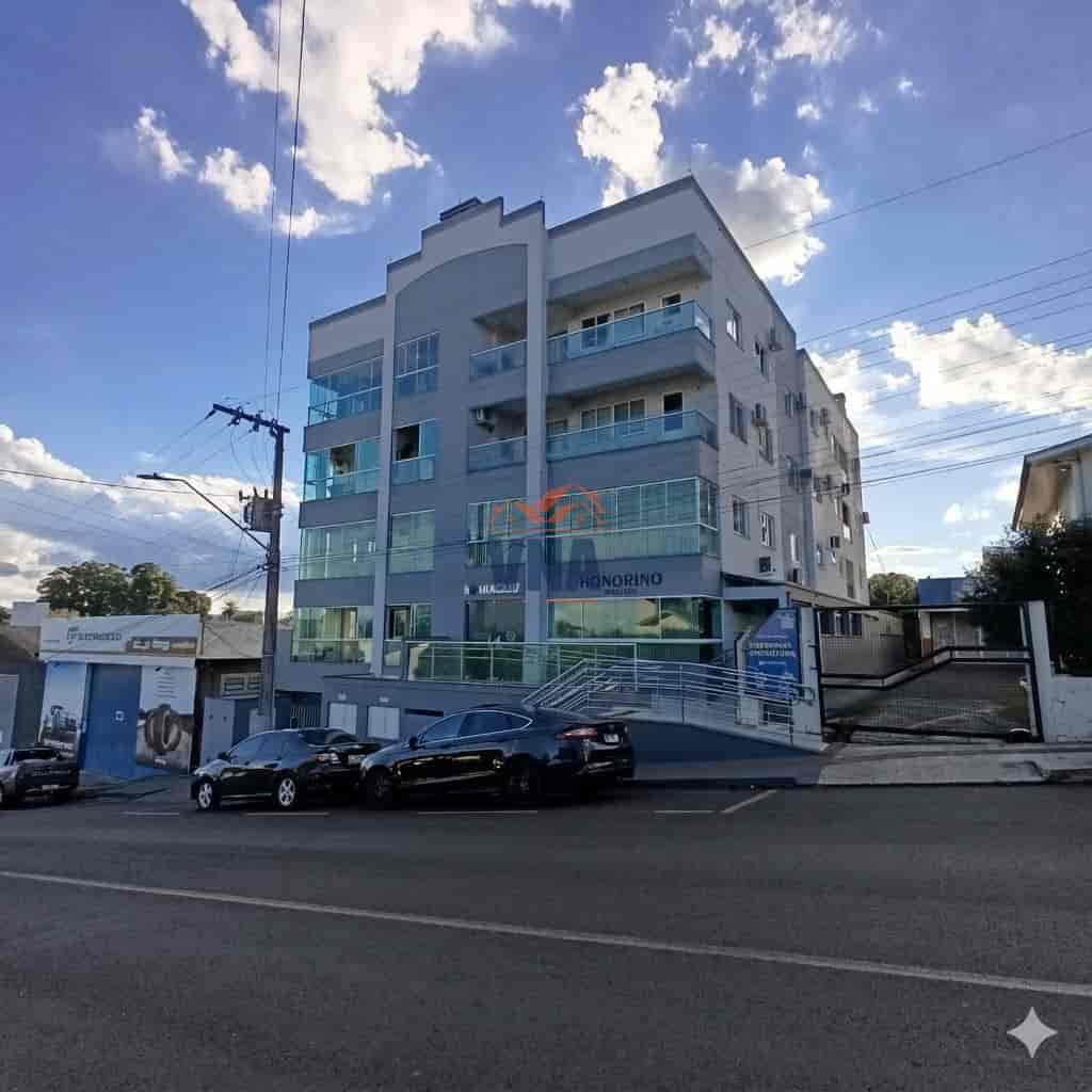 APARTAMENTO A VENDA NO CENTRO DE PINHALZINHO SC