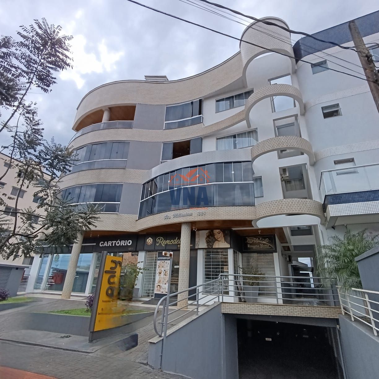 APARTAMENTO A VENDA NA AVENIDA BRASILIA - PINHALZINHO SC