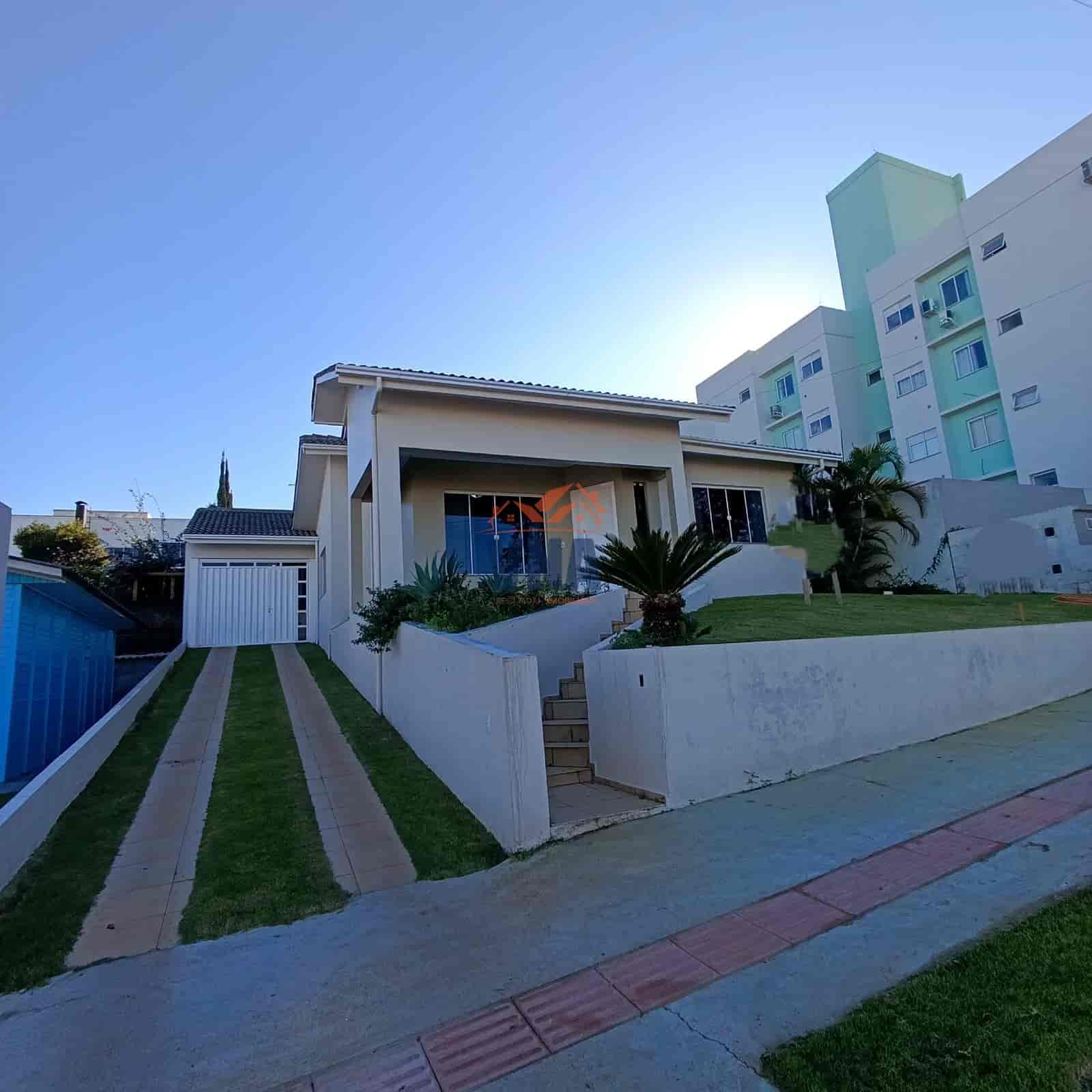 🏡 CASA À VENDA – BAIRRO PIONEIRO | PINHALZINHO/SC