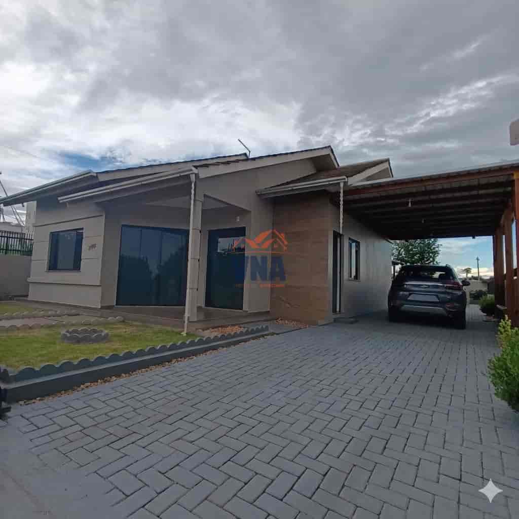 Casa à venda | Localização privilegiada – 1 quadra do centro