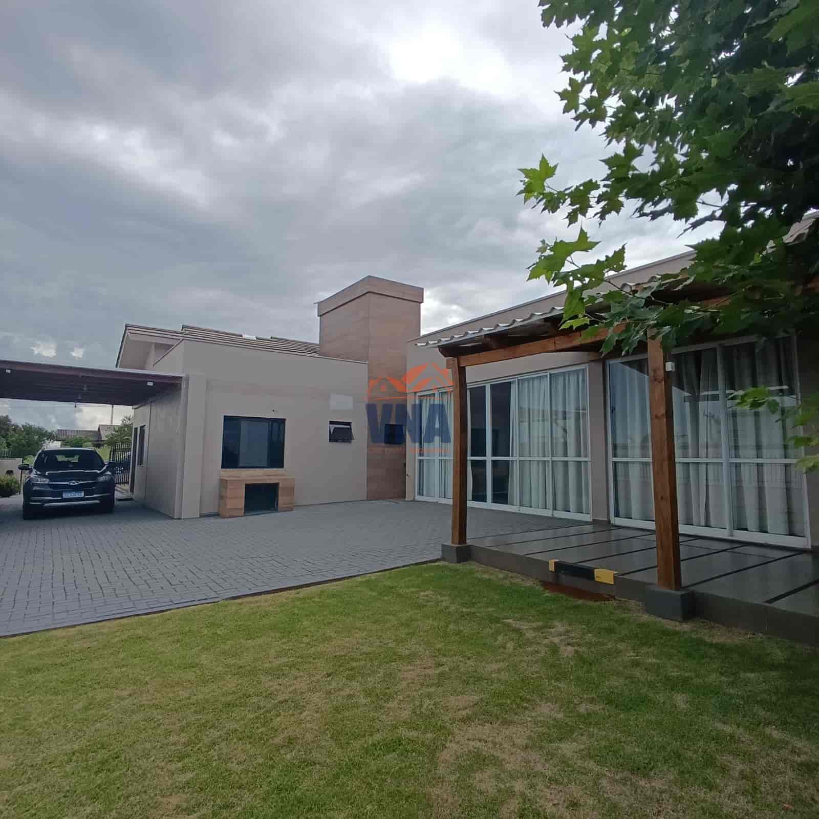 Casa à venda | Localização privilegiada – 1 quadra do centro