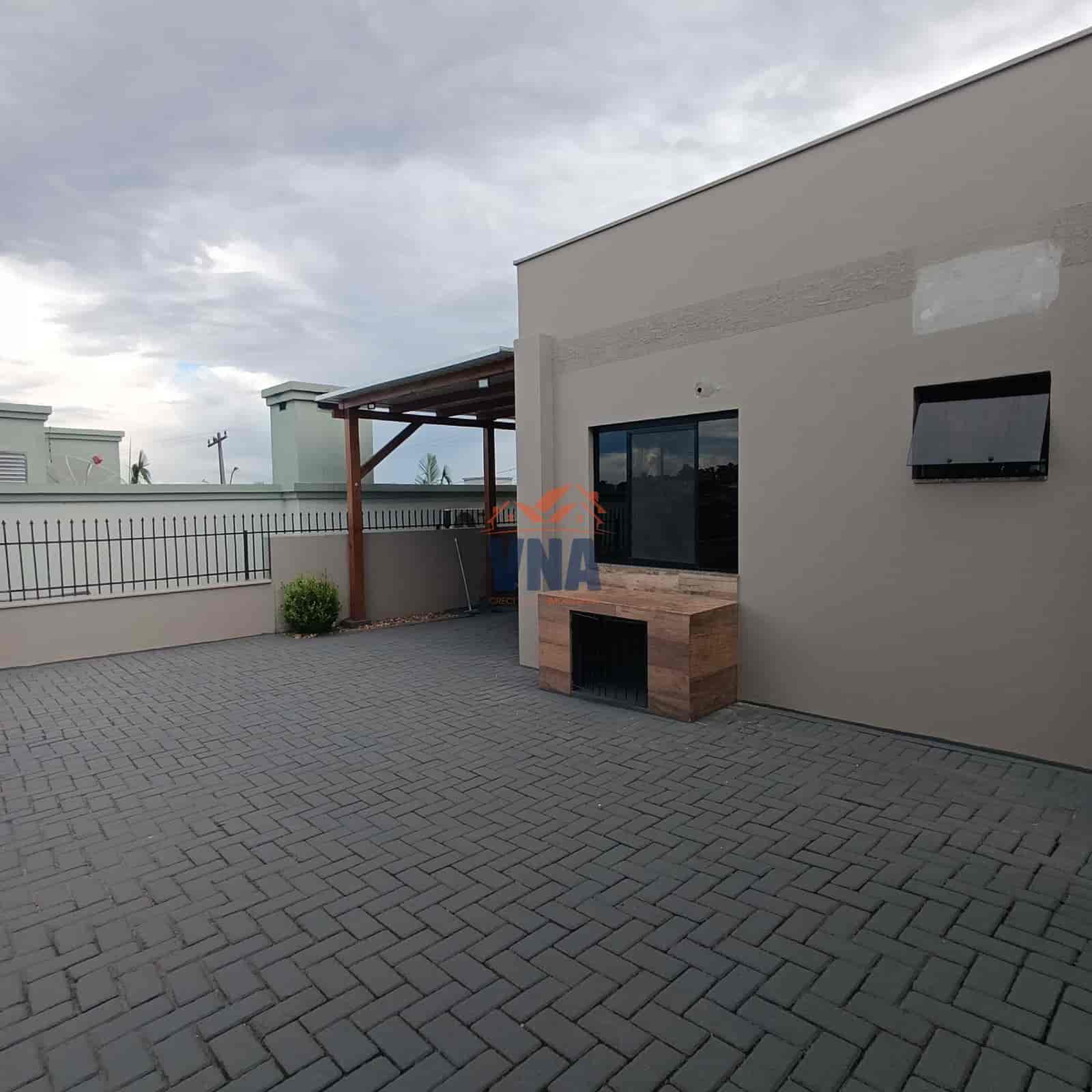 Casa à venda | Localização privilegiada – 1 quadra do centro