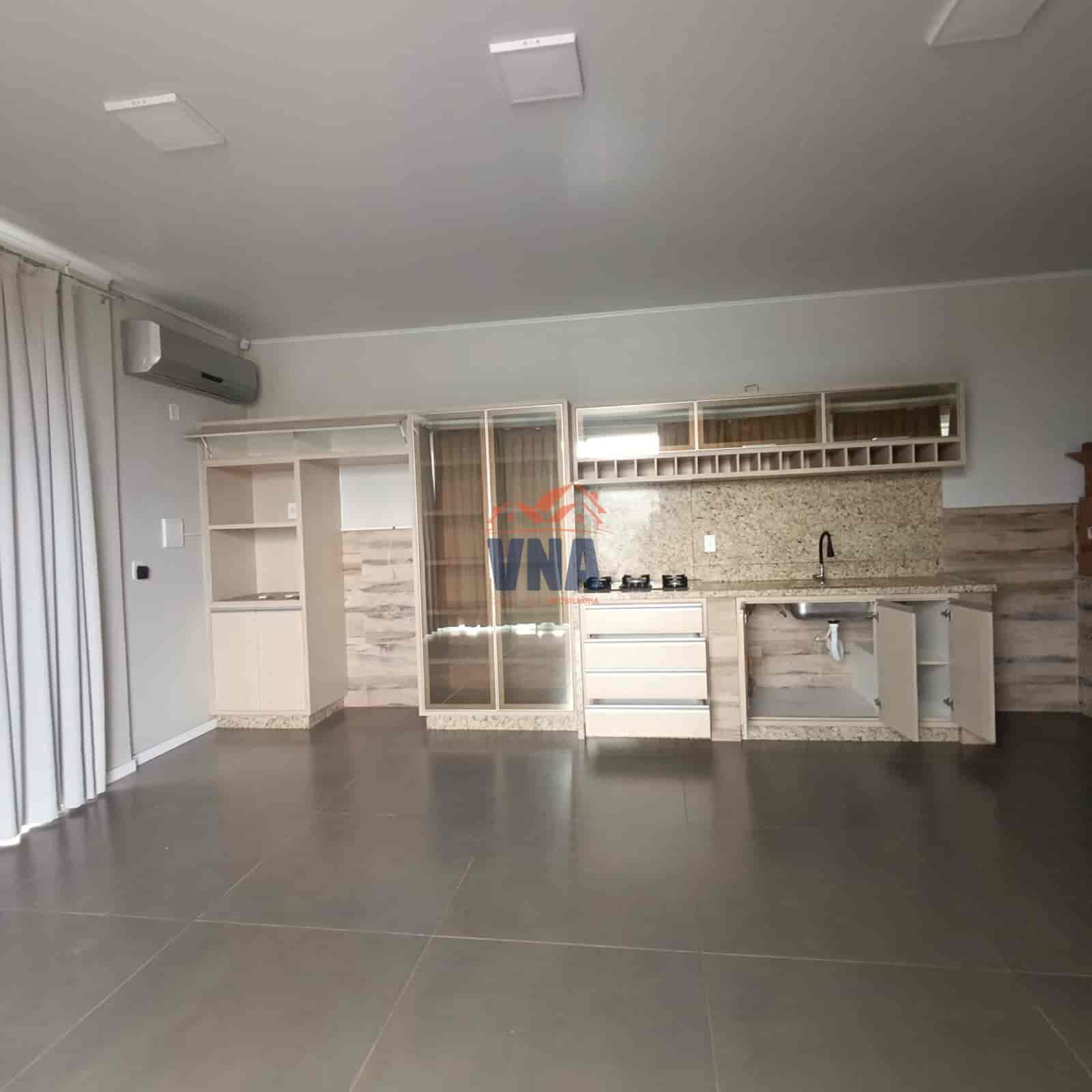 Casa à venda | Localização privilegiada – 1 quadra do centro