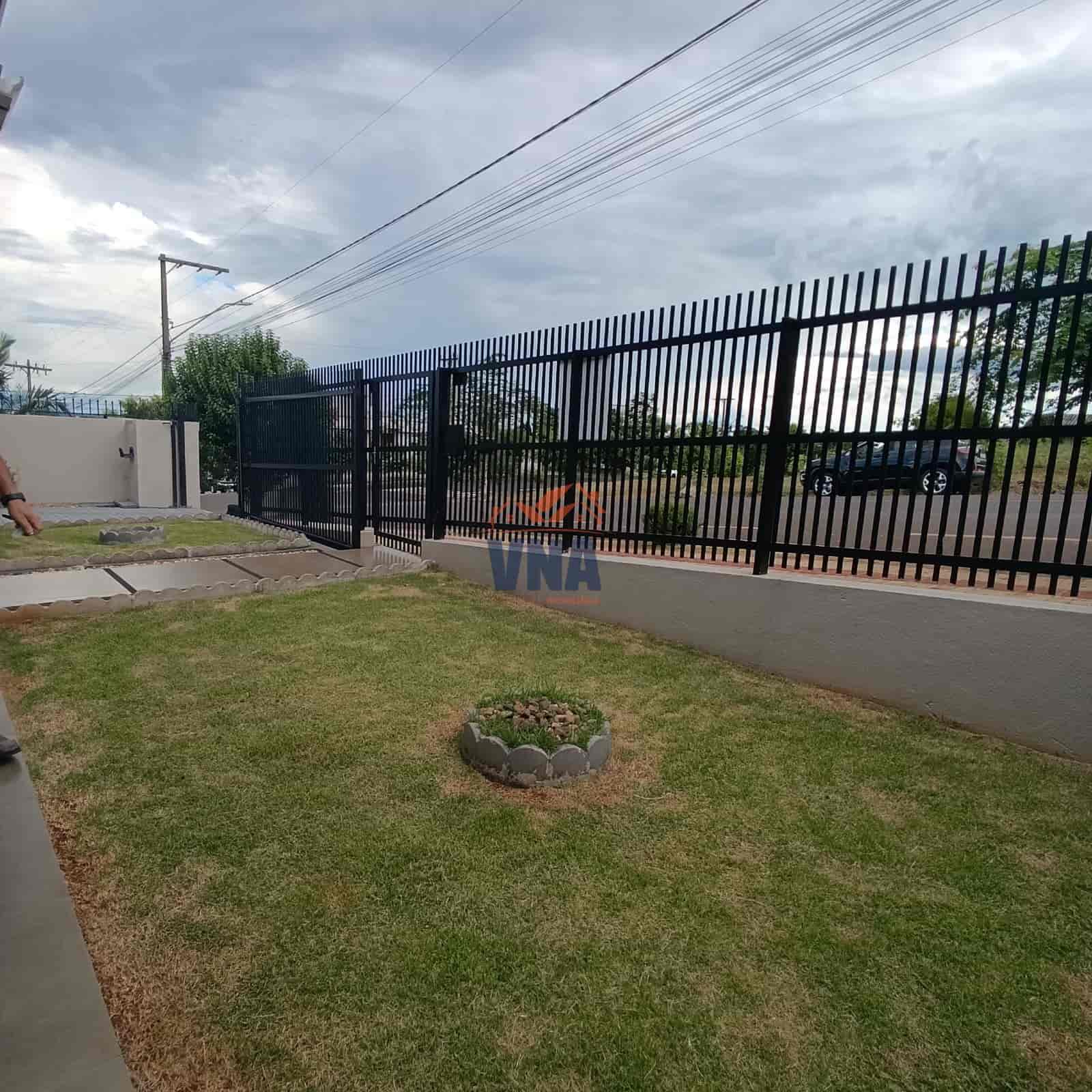 Casa à venda | Localização privilegiada – 1 quadra do centro