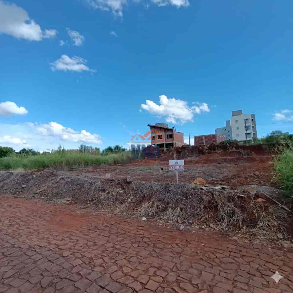 TERRENO PROXIMO A UNOESC