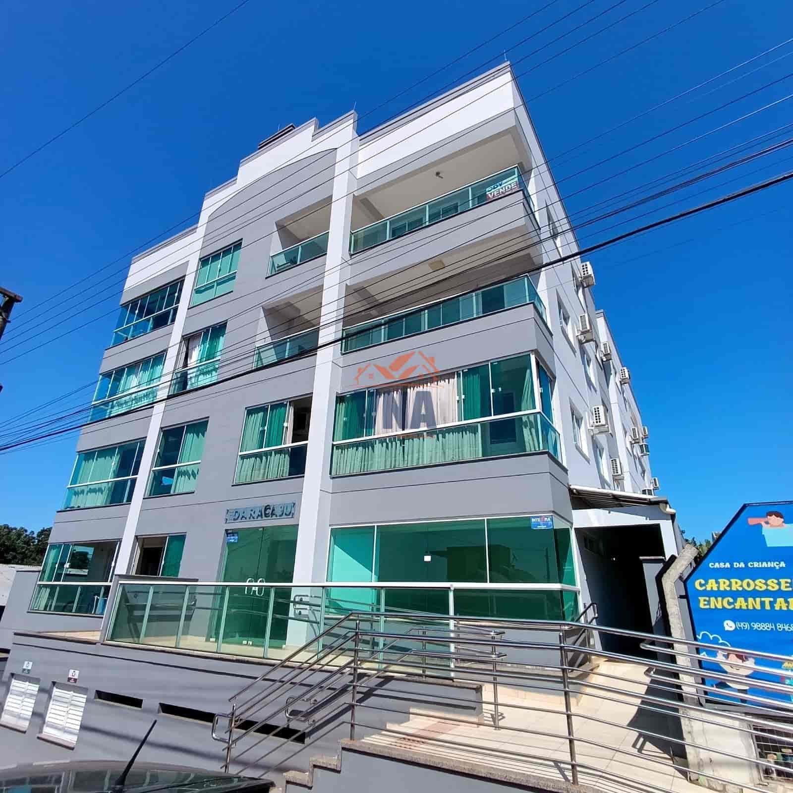 APARTAMENTO A VENDA NO CENTRO DE PINHALZINHO SC
