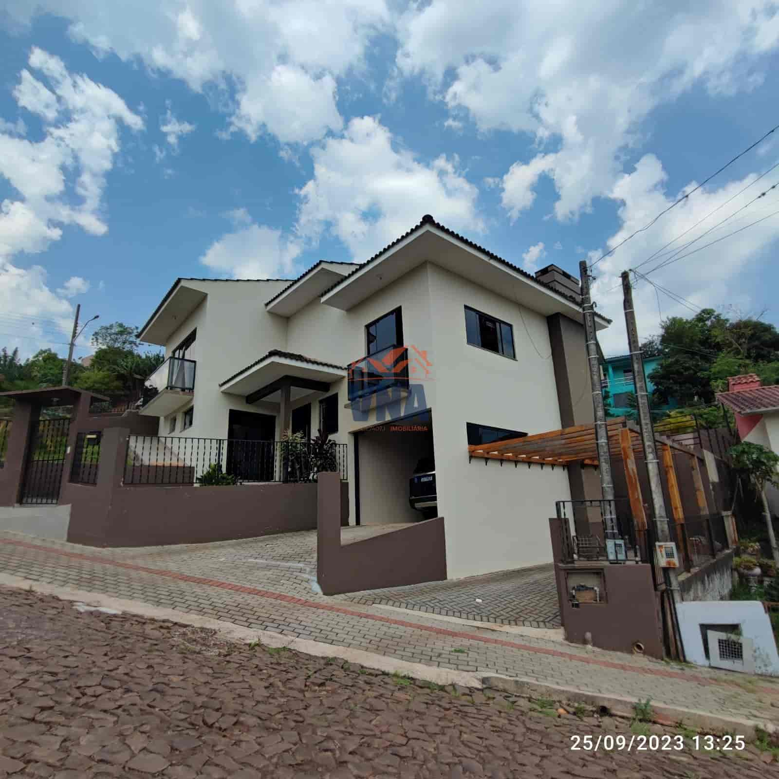 Casa a venda em Maravilha SC