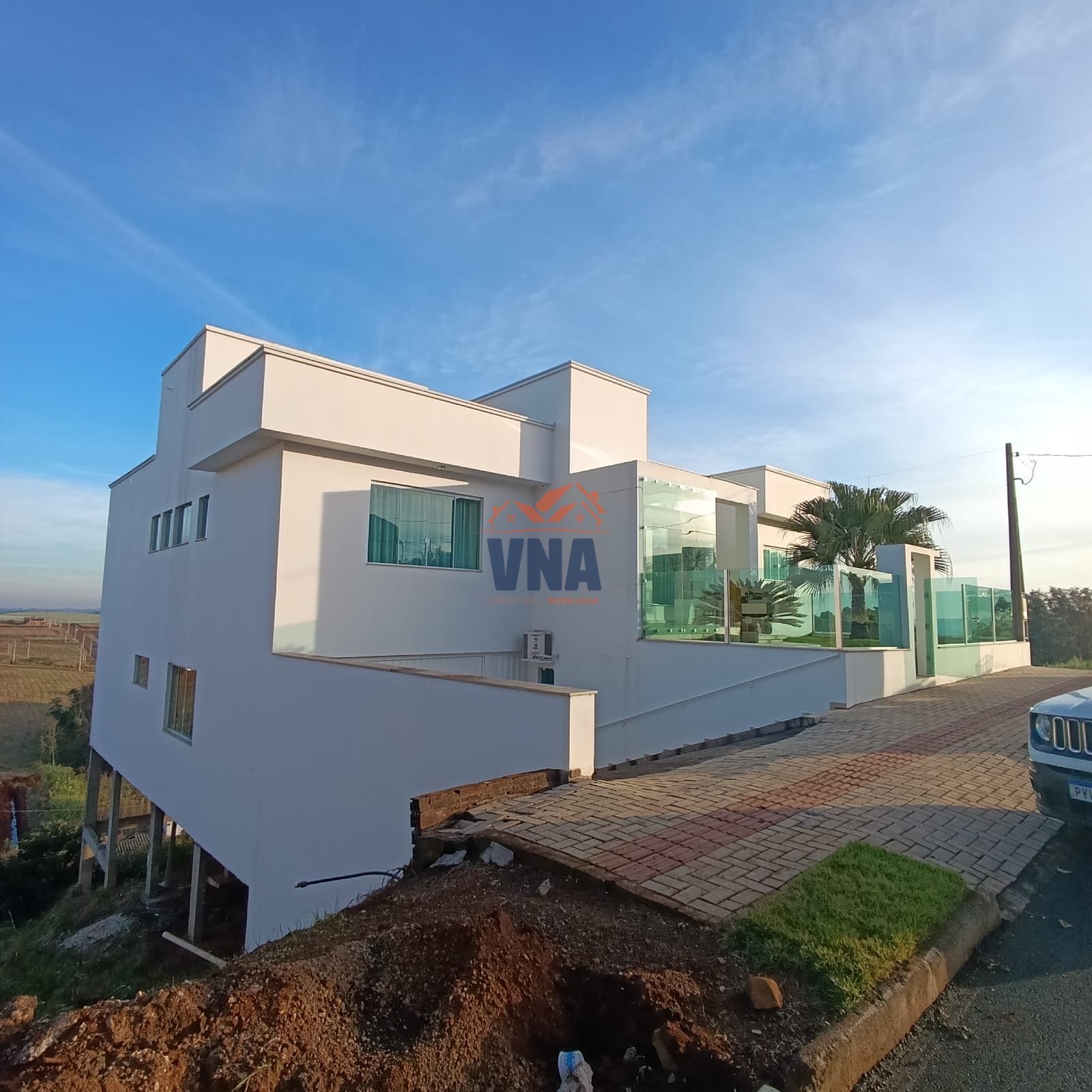 Casa de Luxo à Venda no Bairro Pioneiro – Pinhalzinho/SC