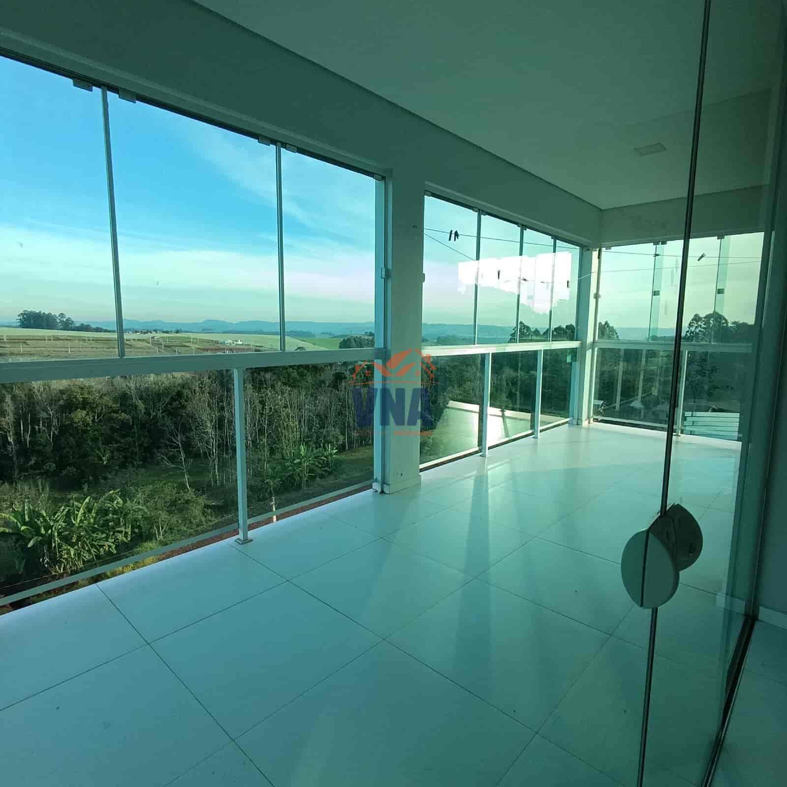Casa de Luxo à Venda no Bairro Pioneiro – Pinhalzinho/SC