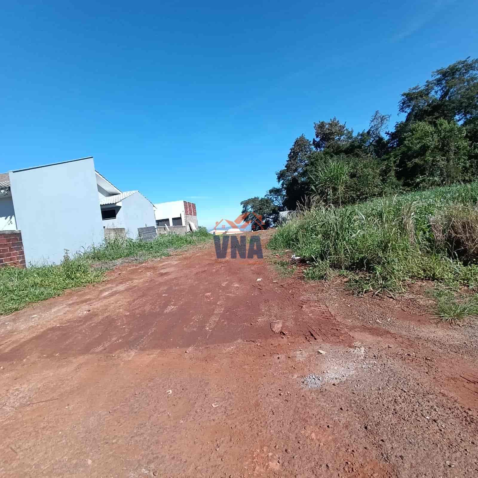 Terreno plano a venda no Lot. Belvedere
