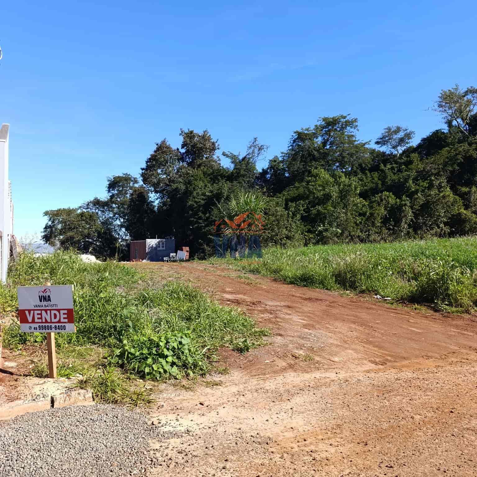 Terreno plano a venda no Lot. Belvedere