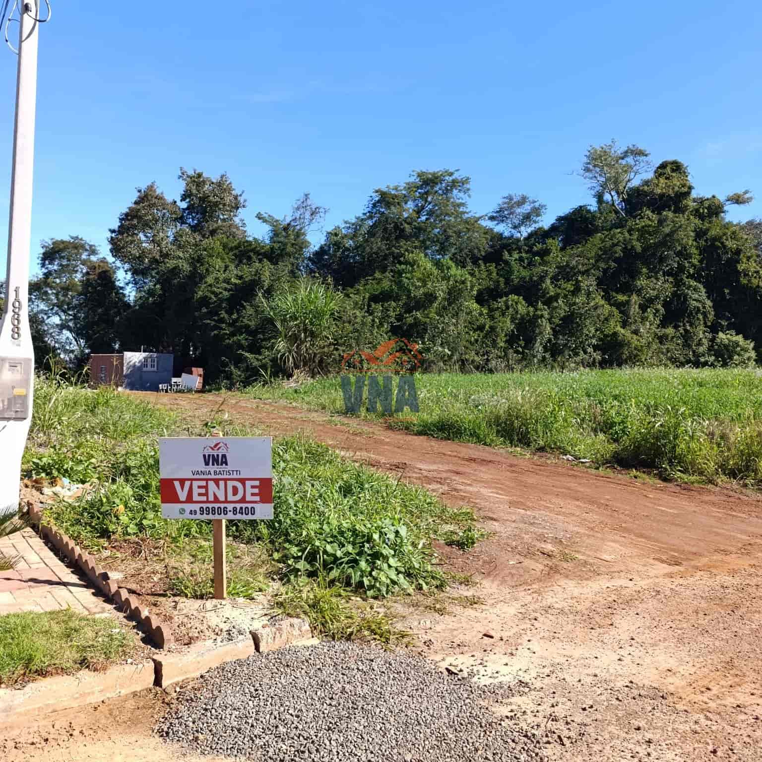 Terreno plano a venda no Lot. Belvedere