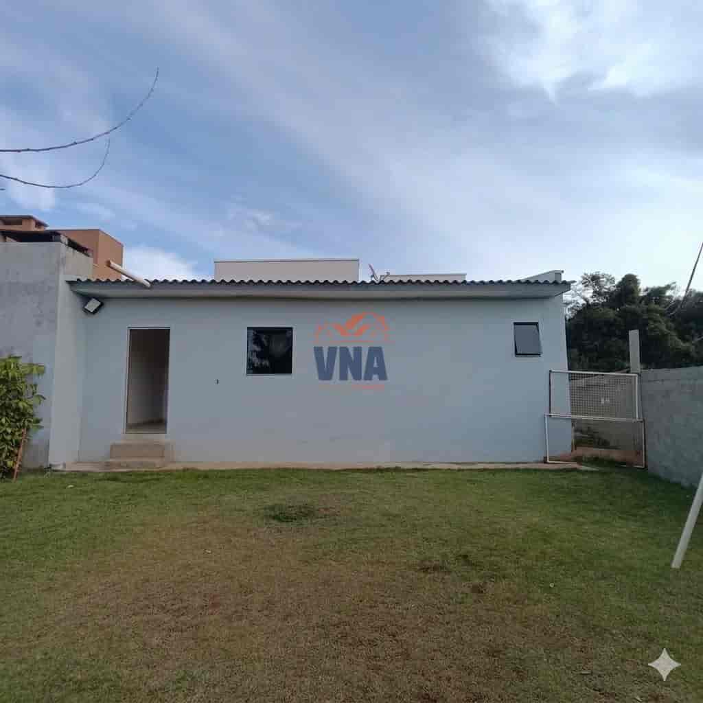 Casa Moderna com Suíte no Loteamento Belvedere!
