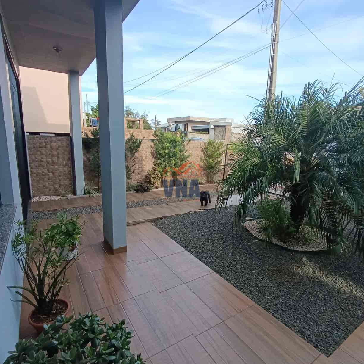 Casa Moderna com Suíte no Loteamento Belvedere!