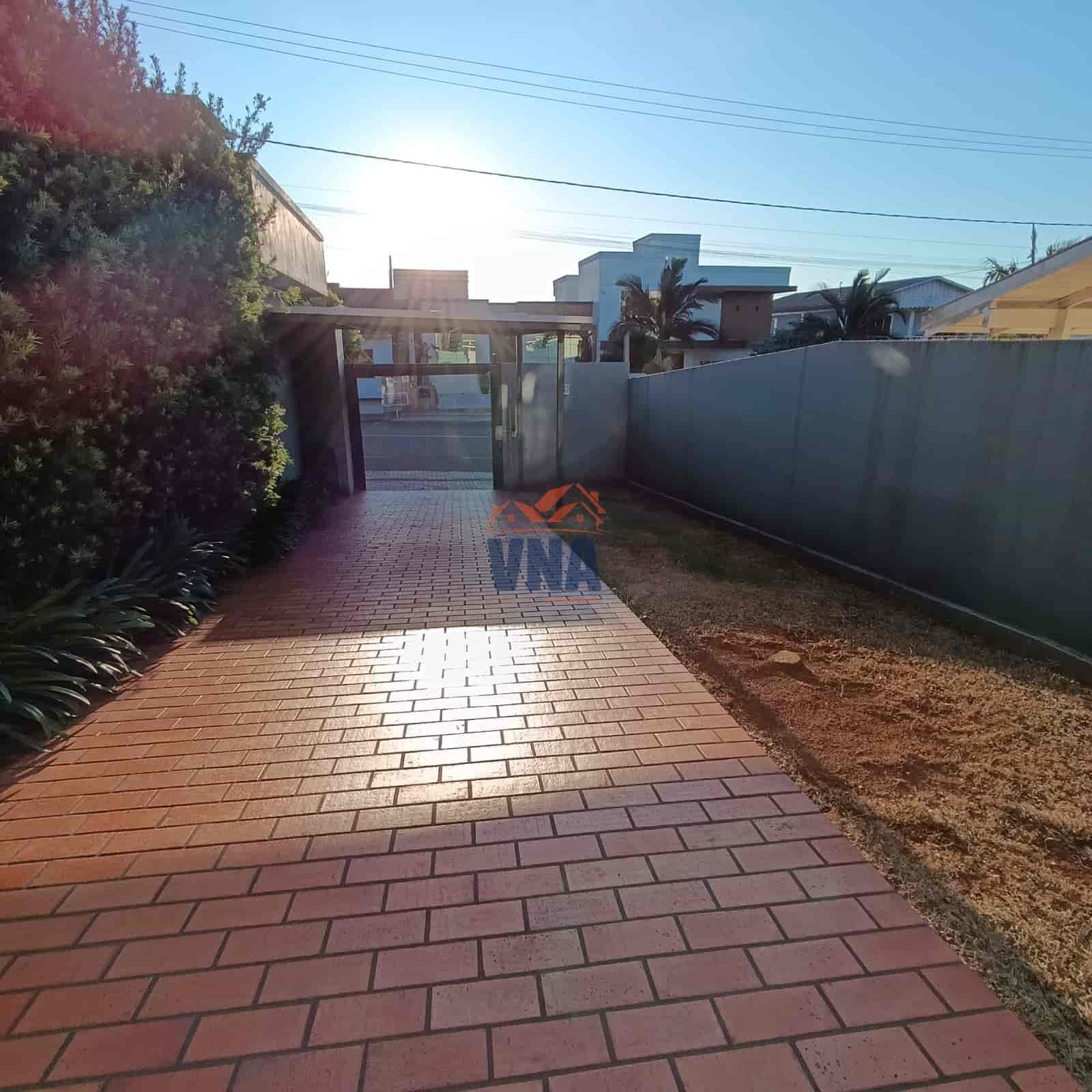 Casa alto padrão no Centro de Pinhalzinho/SC