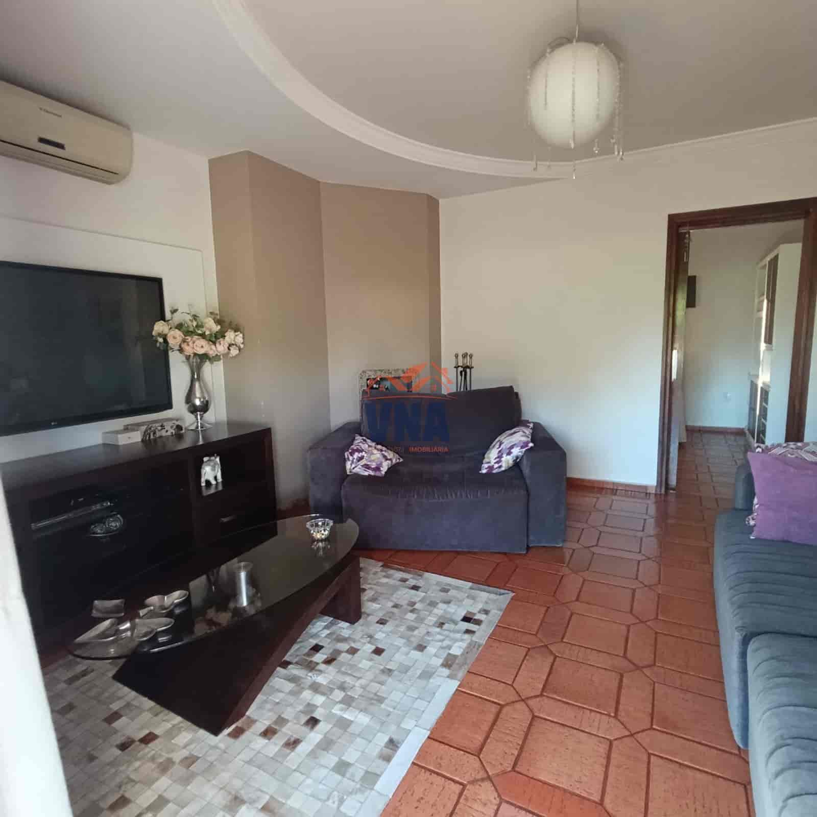 Casa alto padrão no Centro de Pinhalzinho/SC