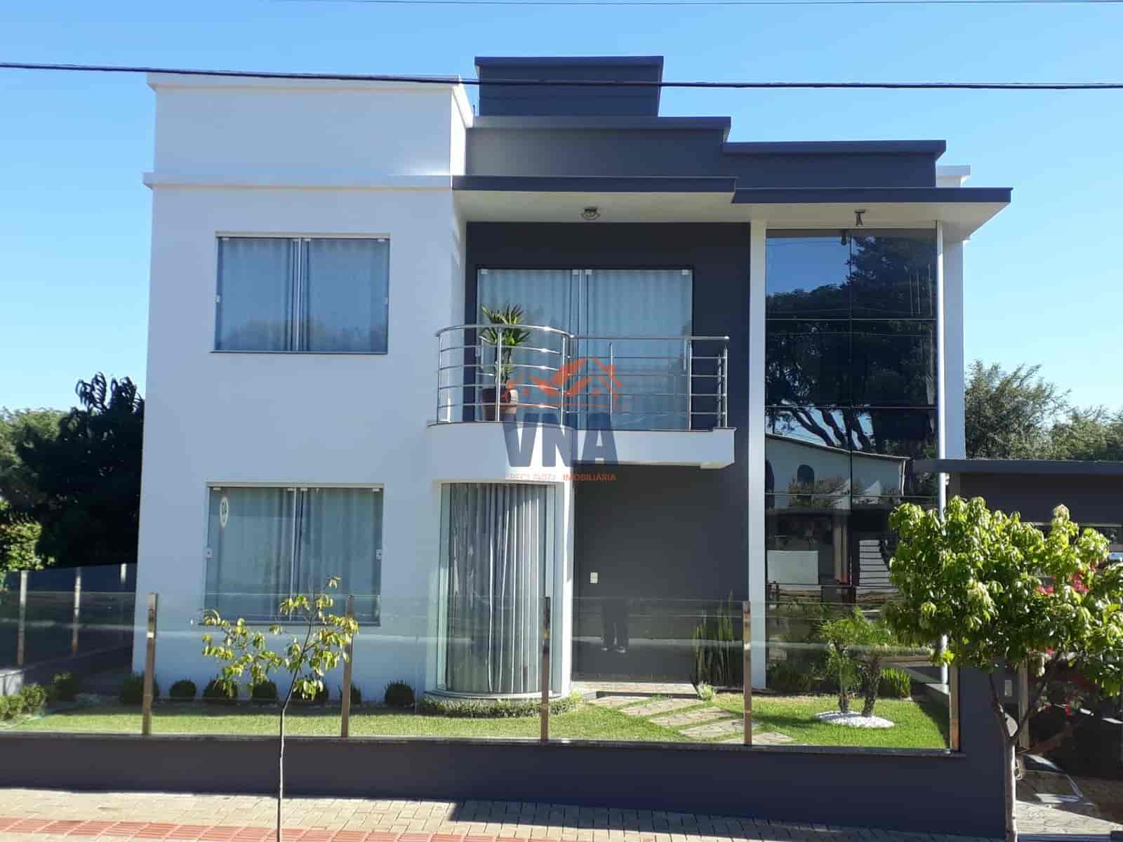 Casa a venda proximo do Centro de Pinhalzinho SC