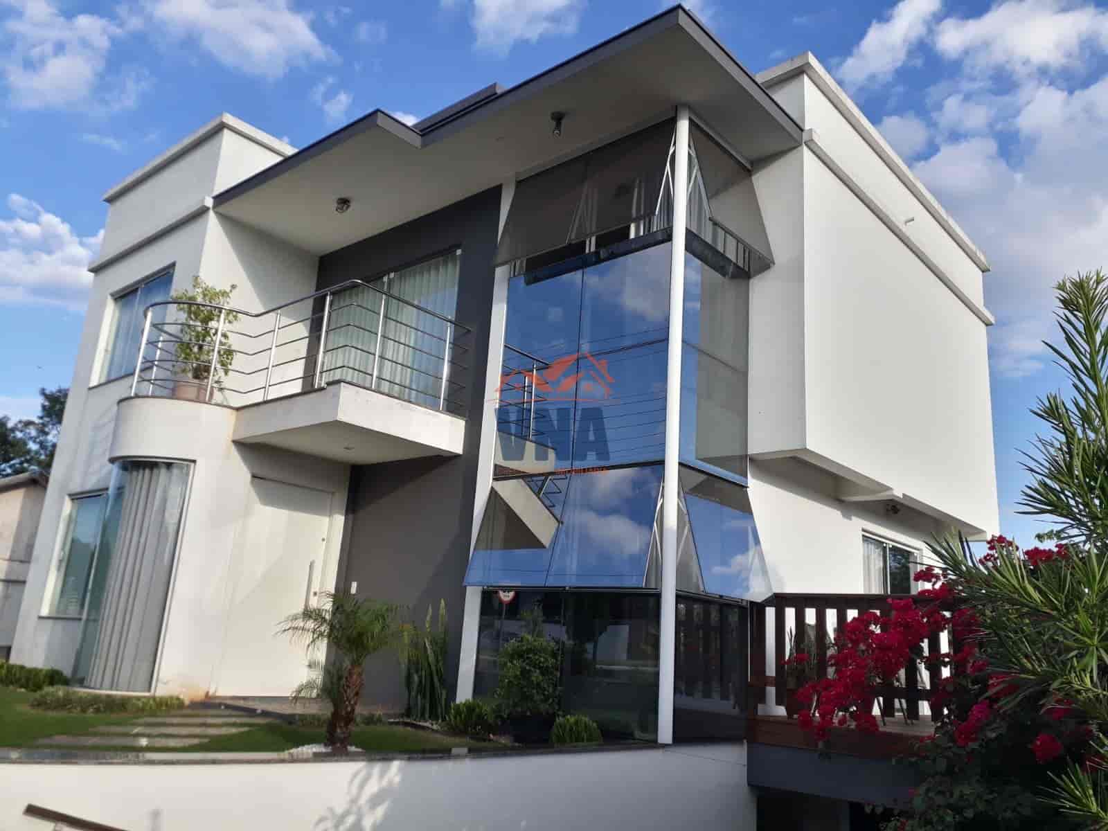 Casa a venda proximo do Centro de Pinhalzinho SC