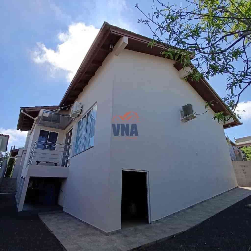 Casa a Venda no Pioneiro - Pinhalzinho SC